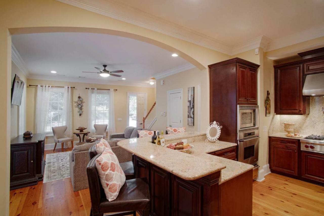 Beautiful 3Bed Townhome In Historic Downtown 薩凡納 外观 照片